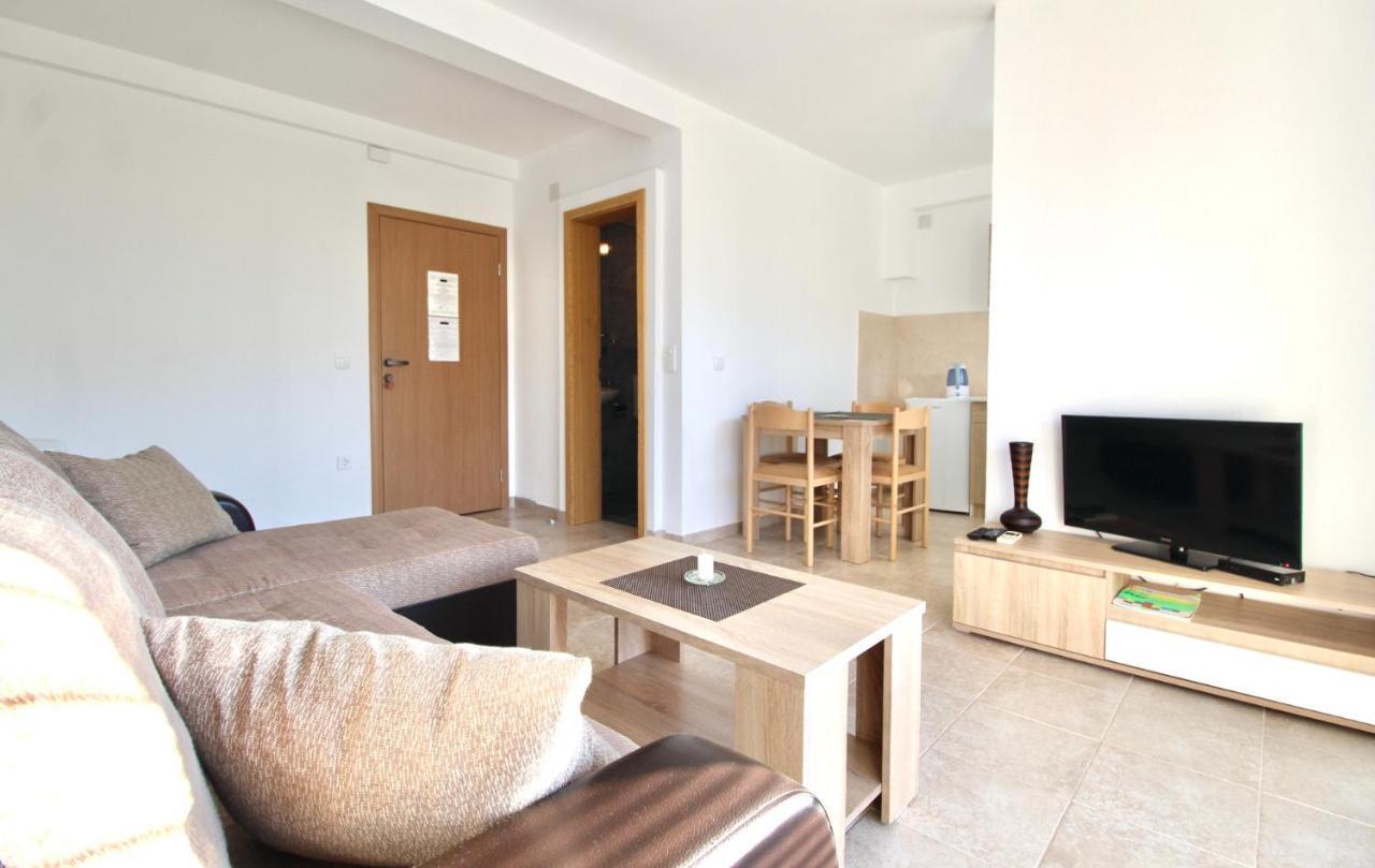 באר Apartments Cejovic מראה חיצוני תמונה
