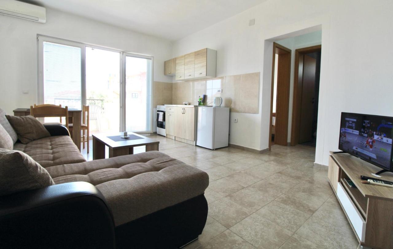 באר Apartments Cejovic מראה חיצוני תמונה